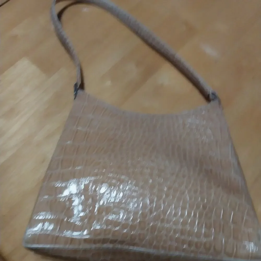 liz claiborne leather handbags